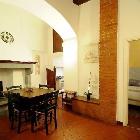 酒店 Hemeras Boutique House Boccaccio 4*